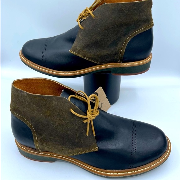 OluKai Two-Tone Leather Chukka Boots - Picture 15 of 16